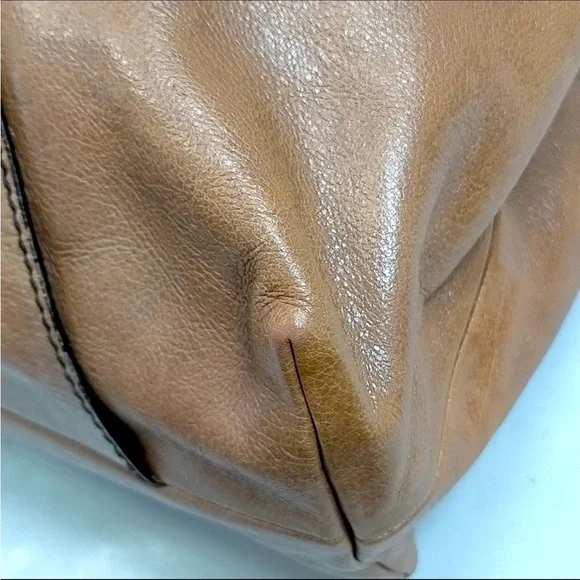 Valentino Garavani Large  Bow Trim Tote - Picture 6 of 9